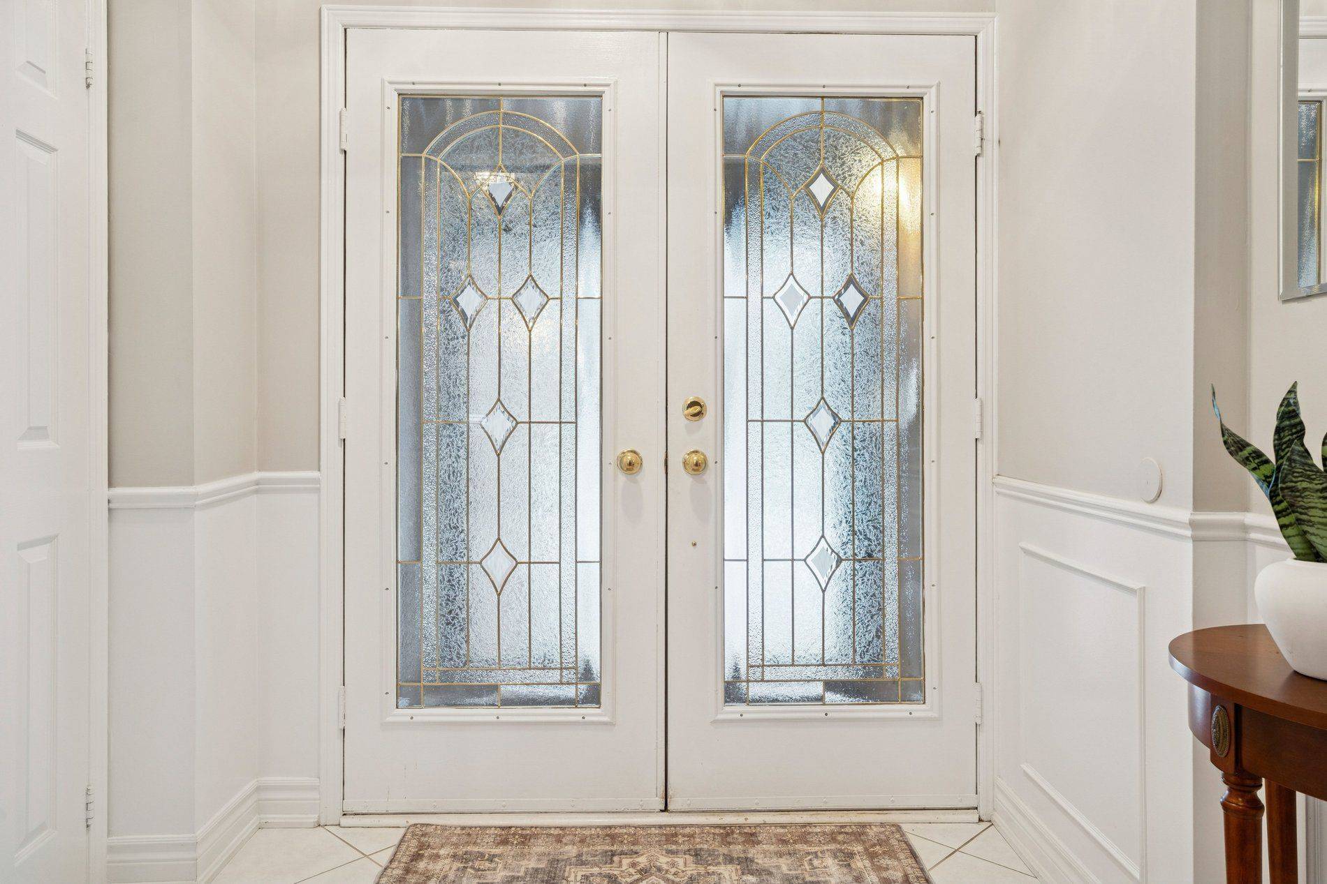 209 Nottingham DR, Oakville, ON L6H 4H7