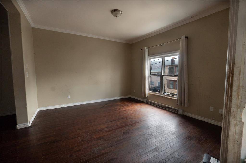 130 Pleasant Street, St. John's, NL A1E1L4