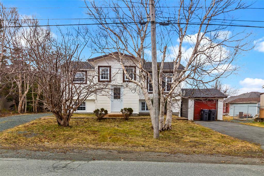 26 Pettens Road, Conception Bay South, NL A1X 4C8