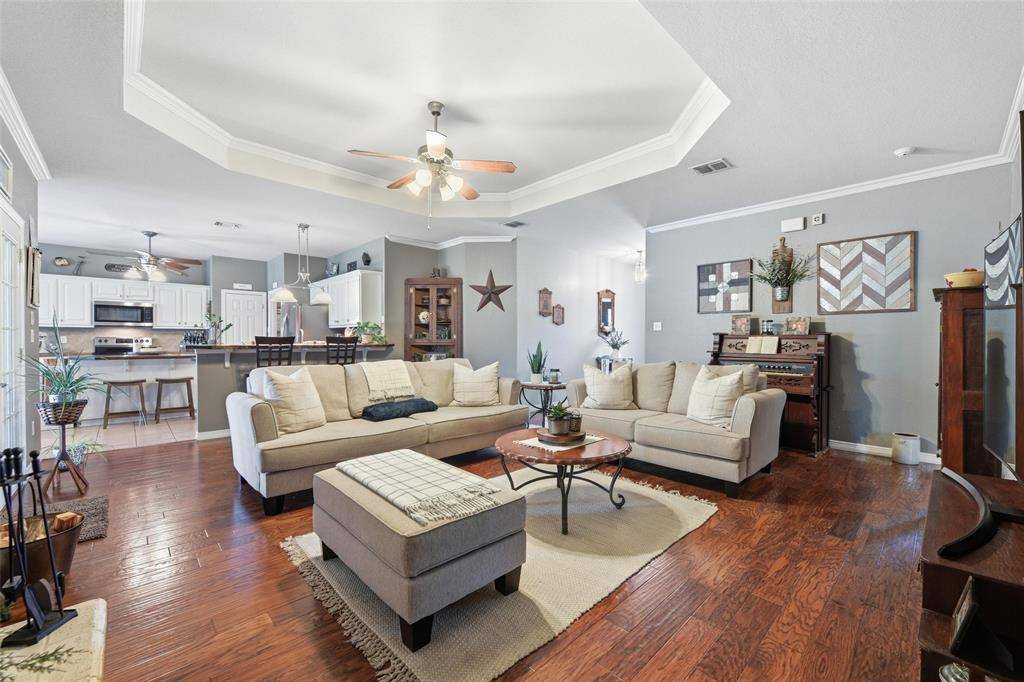 2309 Scotts Meadow Court, Weatherford, TX 76087