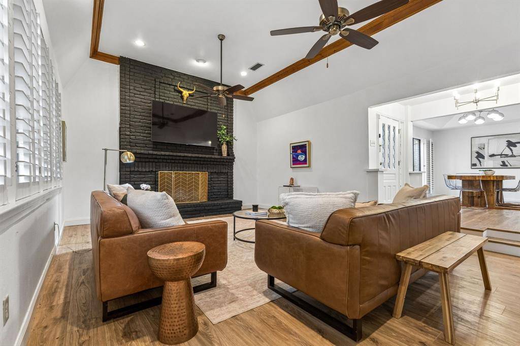 9216 Middle Glen Drive, Dallas, TX 75243