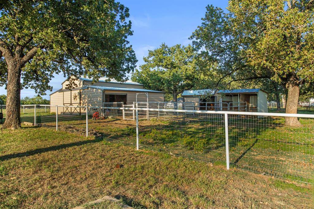 175 Porter Road, Bartonville, TX 76226