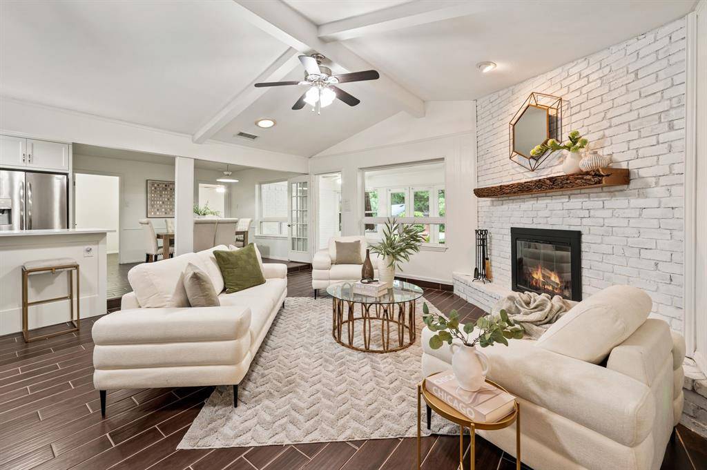 2817 Downing Court, Bedford, TX 76021