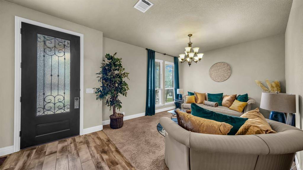 516 Ben Street, Crowley, TX 76036