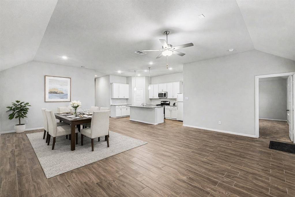 157 Greenback Trail, Fort Worth, TX 76131