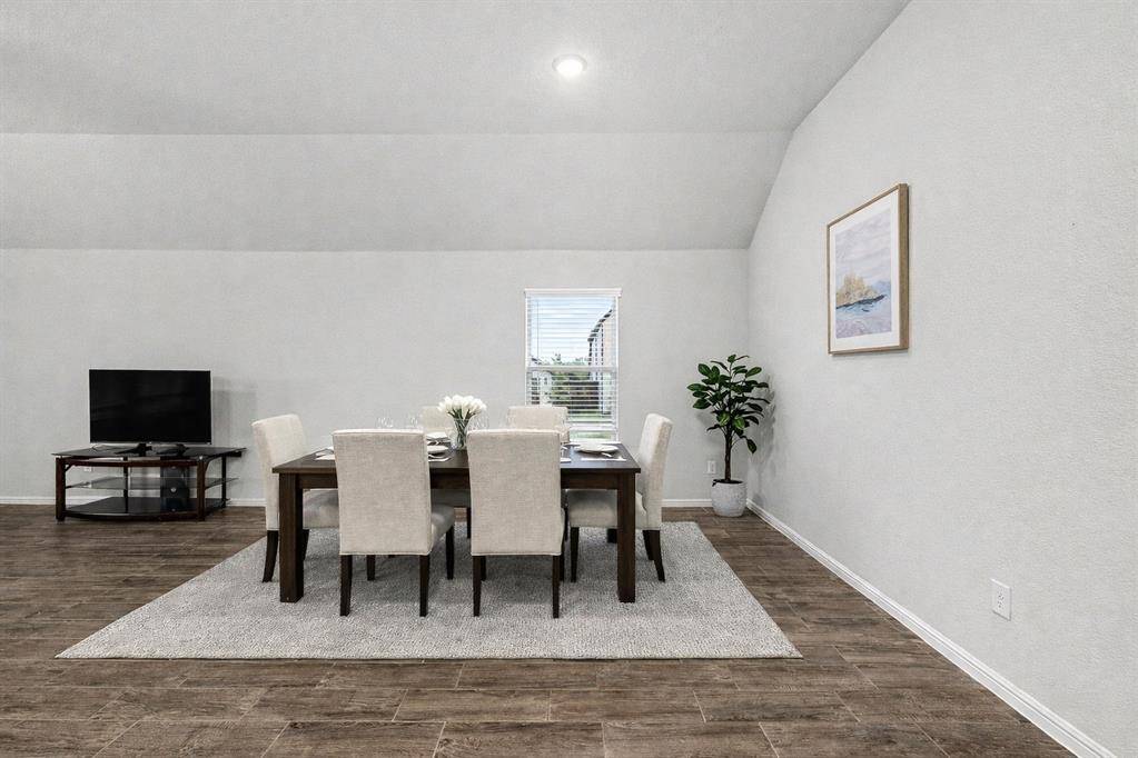 157 Greenback Trail, Fort Worth, TX 76131