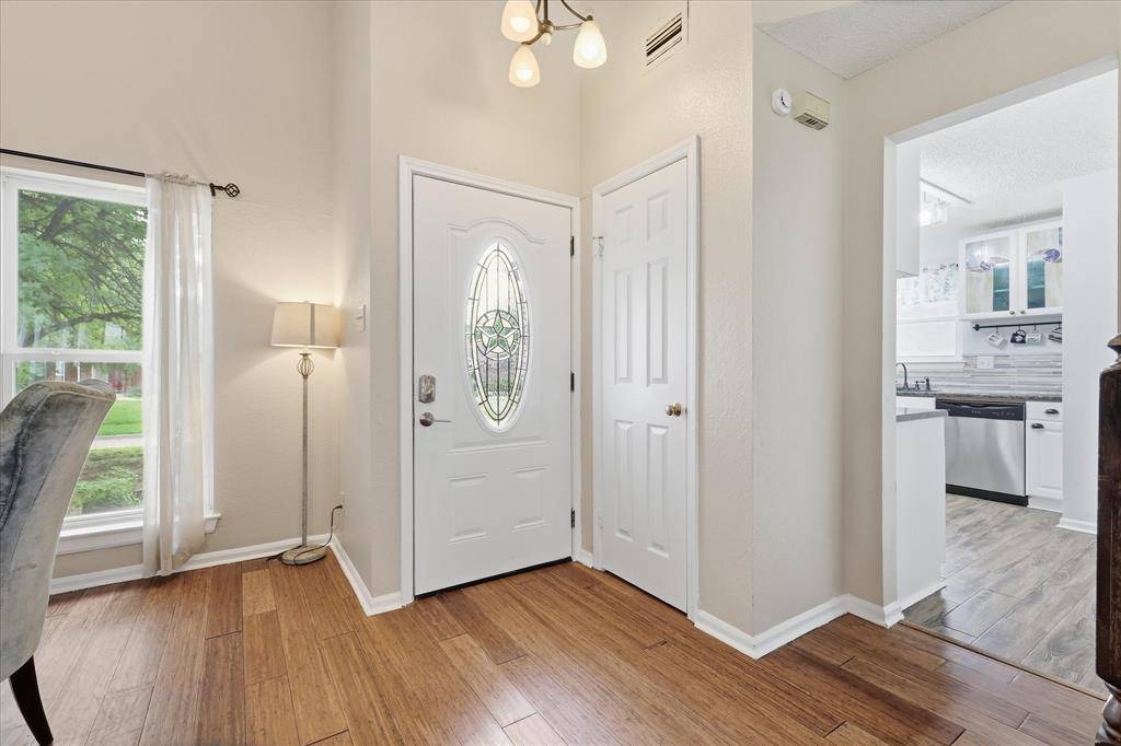 2618 Crockett Drive, Corinth, TX 76210