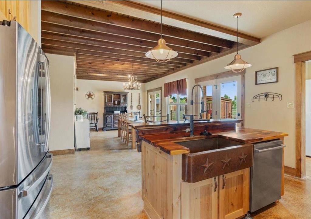 7944 CR 669, Blue Ridge, TX 75424