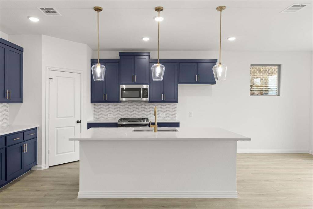 14115 Harden Street, Pilot Point, TX 76258