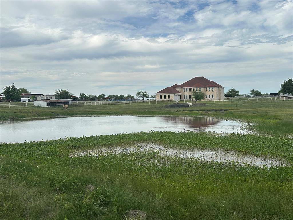 241 Gentry Road, Ennis, TX 75119