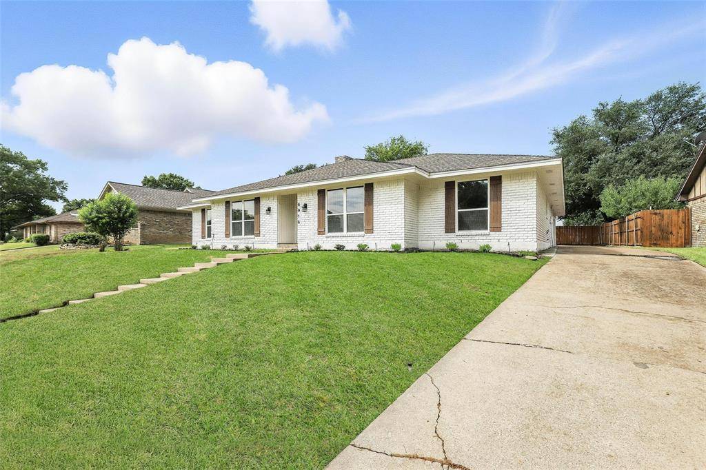 6916 Winchester Place, Fort Worth, TX 76133