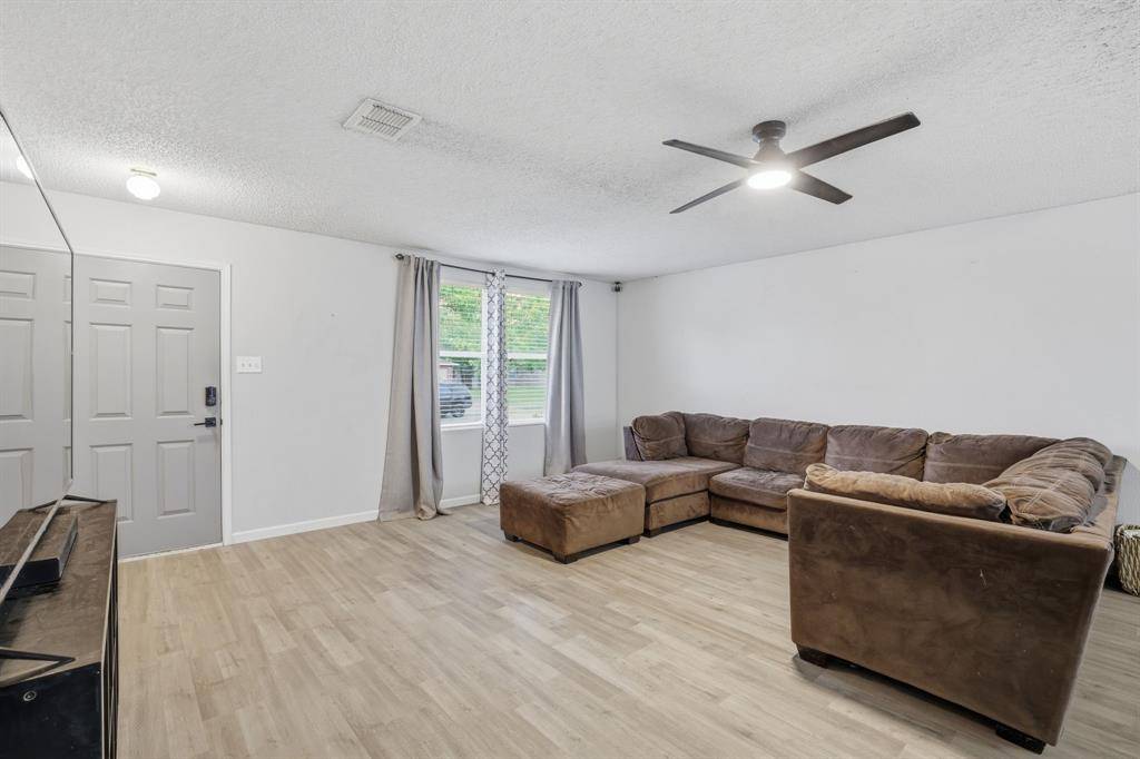 2628 Rockport Lane, Little Elm, TX 75068