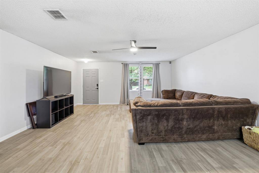 2628 Rockport Lane, Little Elm, TX 75068