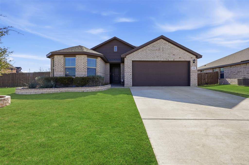 816 Durango Lane, Cleburne, TX 76033