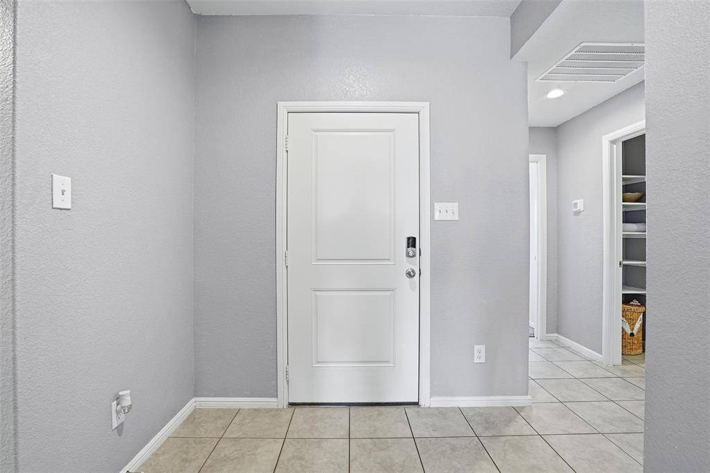 816 Durango Lane, Cleburne, TX 76033