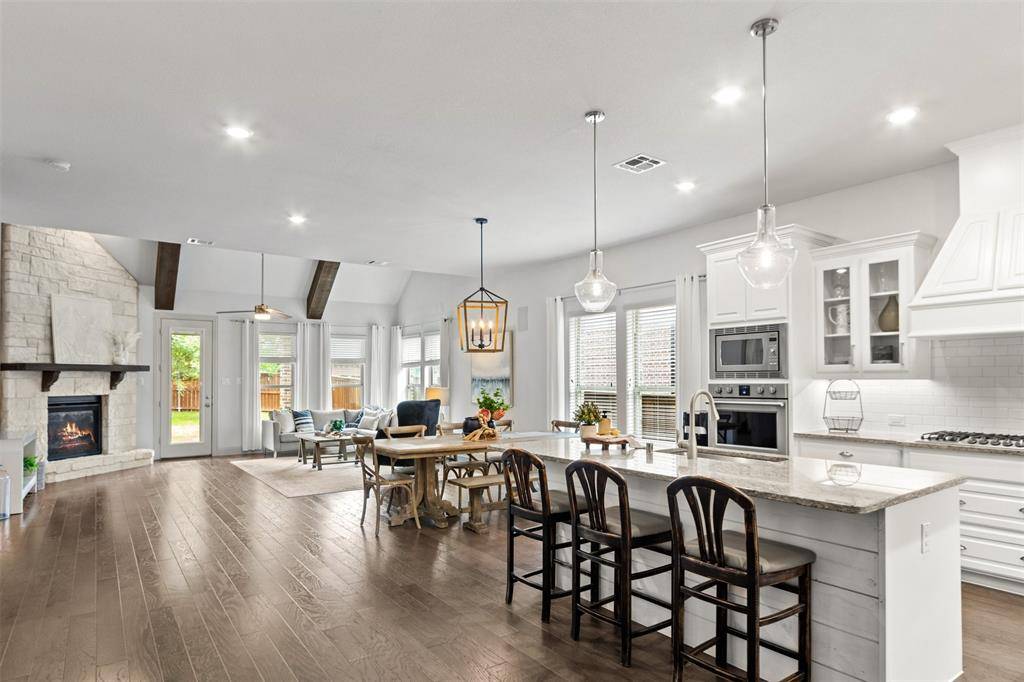 908 Rock Falls Drive, Mckinney, TX 75071