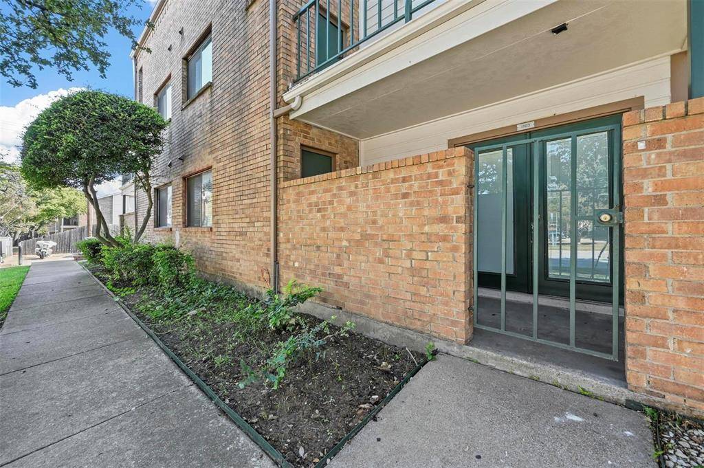 2314 Bamboo Drive #I103, Arlington, TX 76006