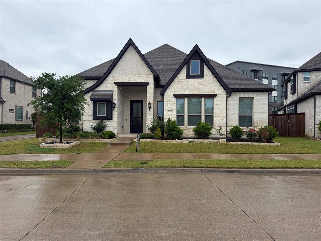 12513 Royal Oaks Lane, Farmers Branch, TX 75234