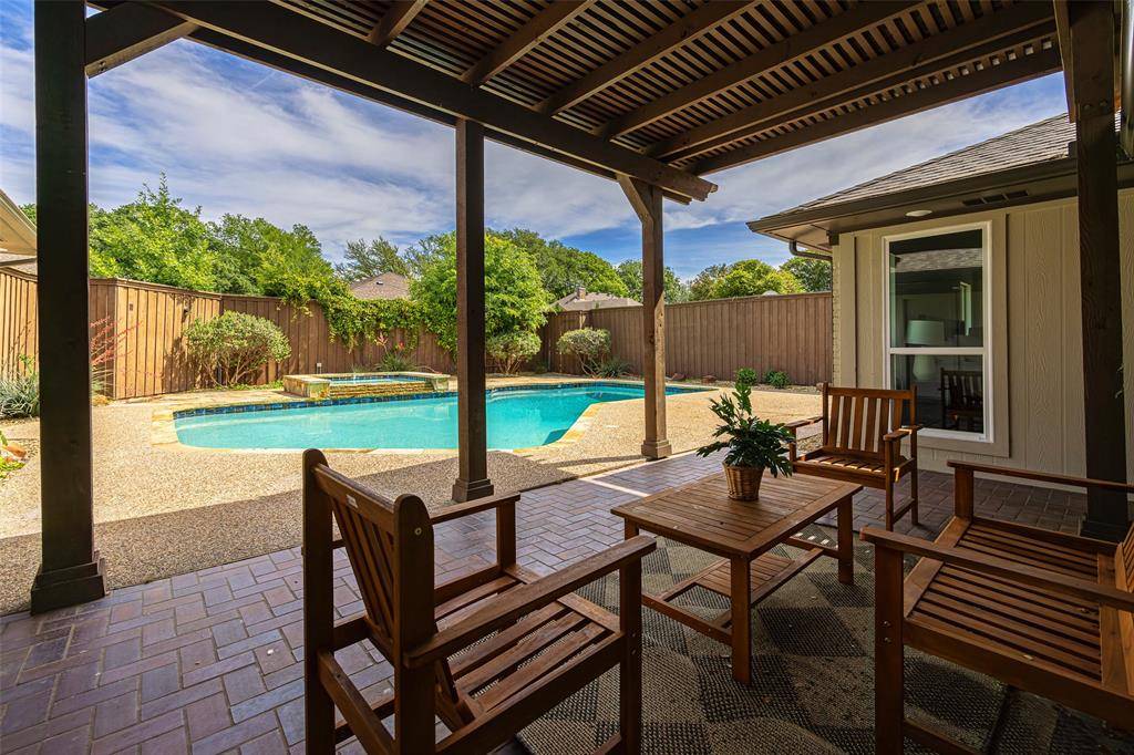 7335 Debbe Drive, Dallas, TX 75252