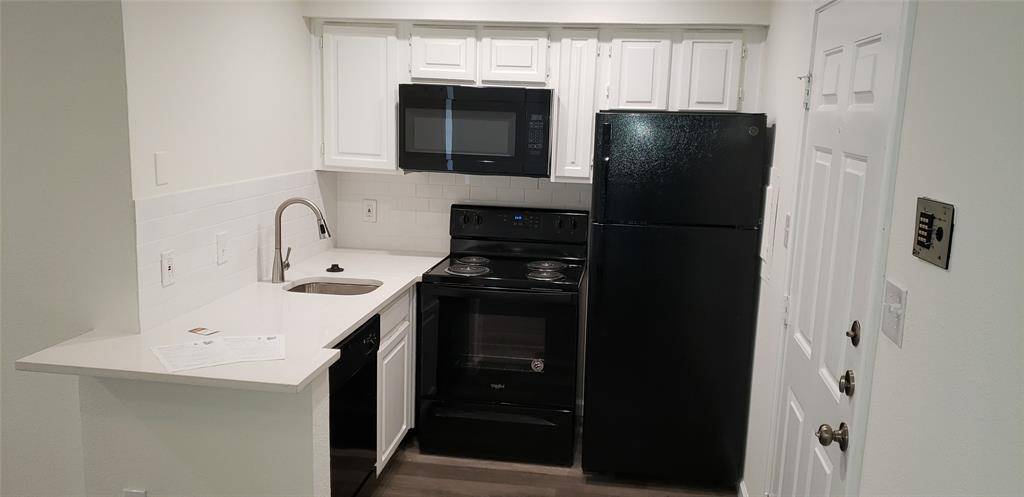 2300 Bamboo Drive #N308, Arlington, TX 76006