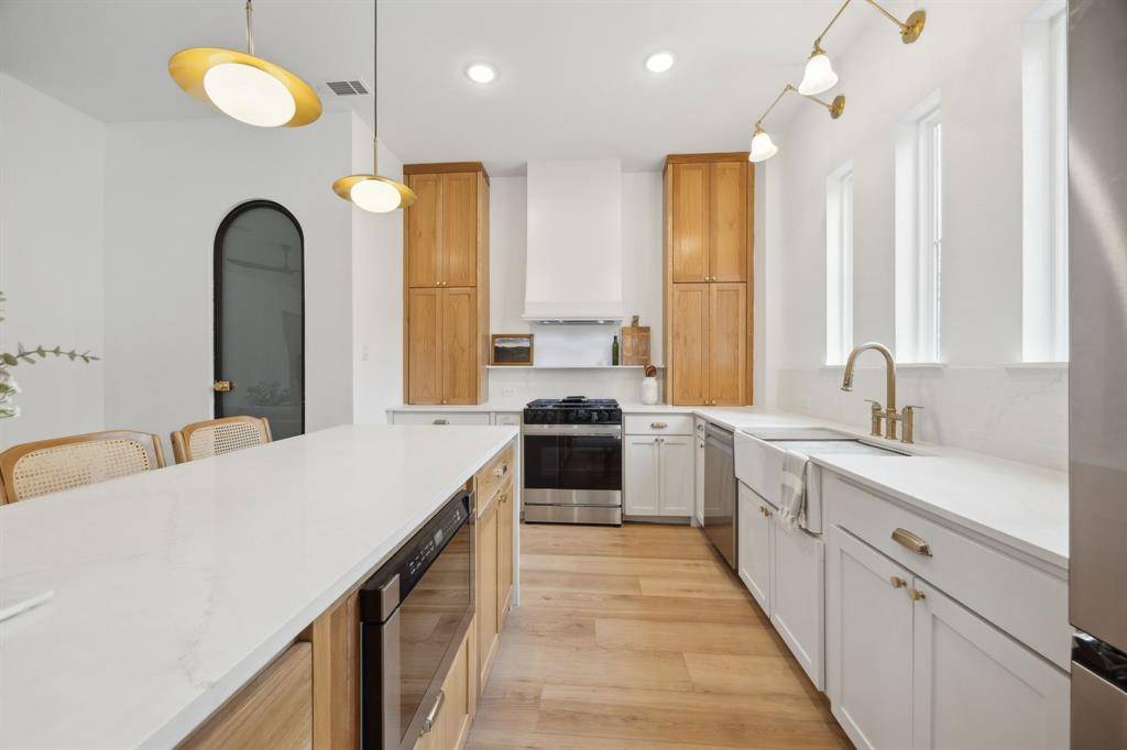 2016 Portofino Drive, Rockwall, TX 75032