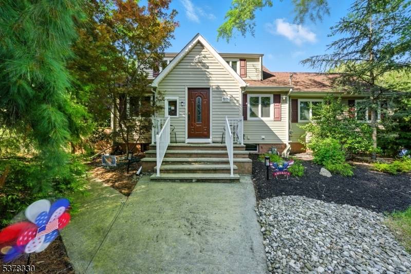 511 Burlington Rd, Freehold Twp., NJ 07728