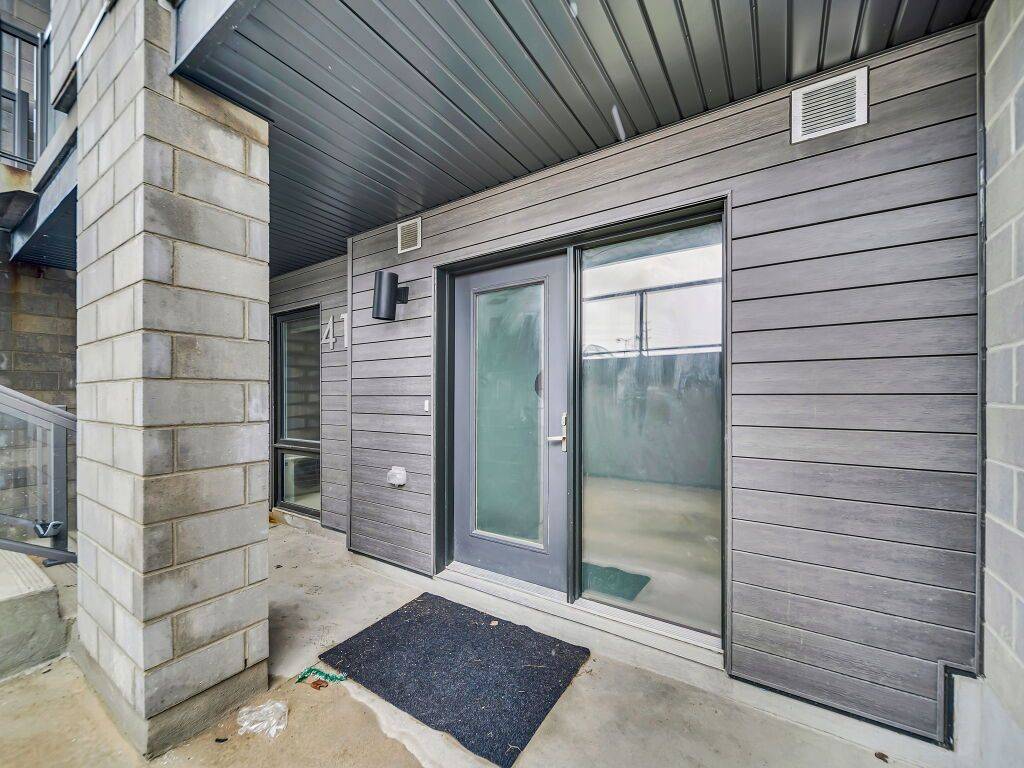 142 Foamflower PL #C 41, Waterloo, ON N2V 0G9