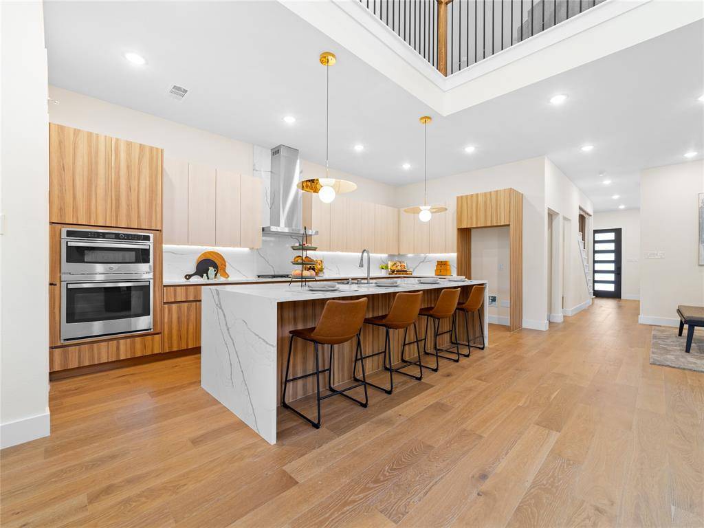 416 Mount Auburn Avenue, Dallas, TX 75223