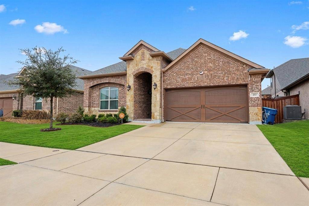 213 Palmerston Drive, Aledo, TX 76008