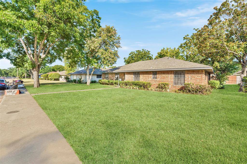 7027 Hunnicut Road, Dallas, TX 75227