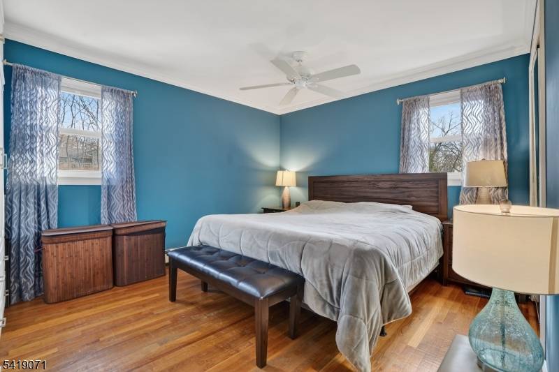 116 Star Lake Rd, Bloomingdale Boro, NJ 07403