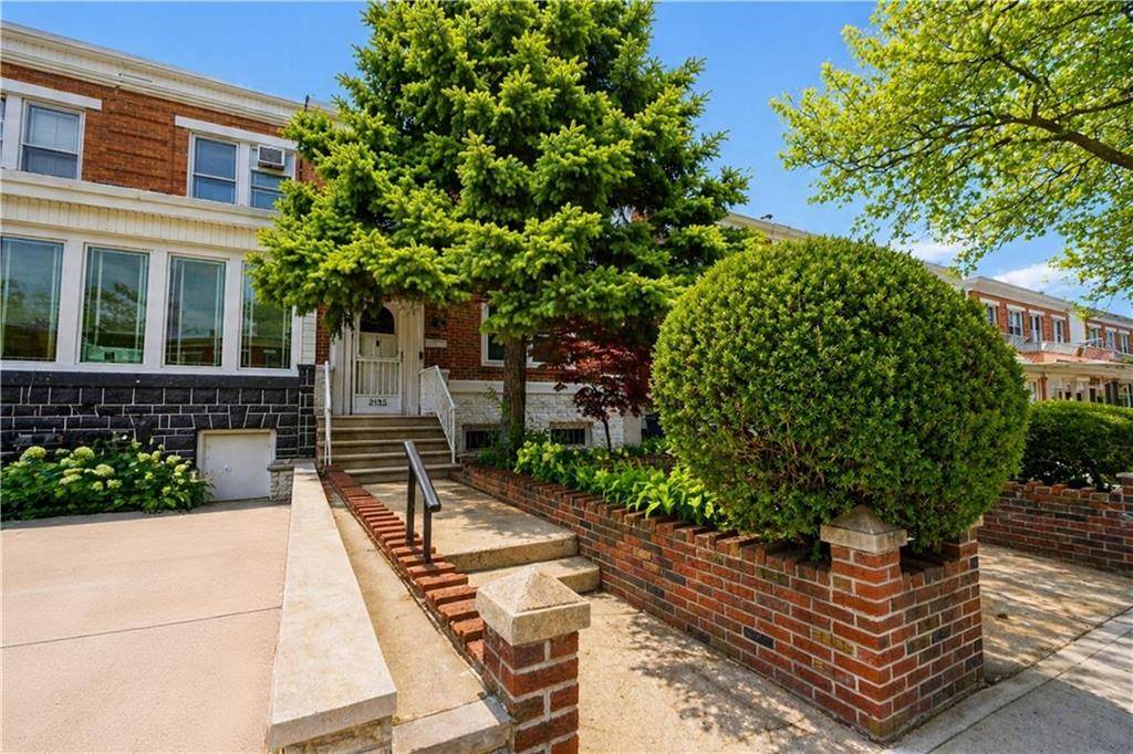 2135 66th ST, Brooklyn, NY 11204