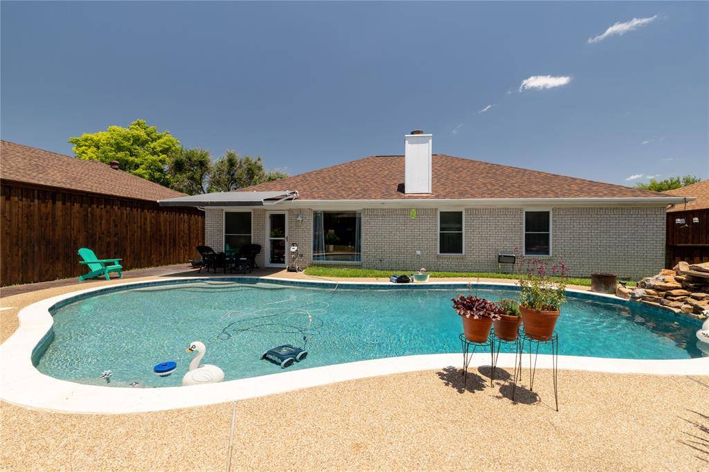 874 Havenbrook Drive, Arlington, TX 76001