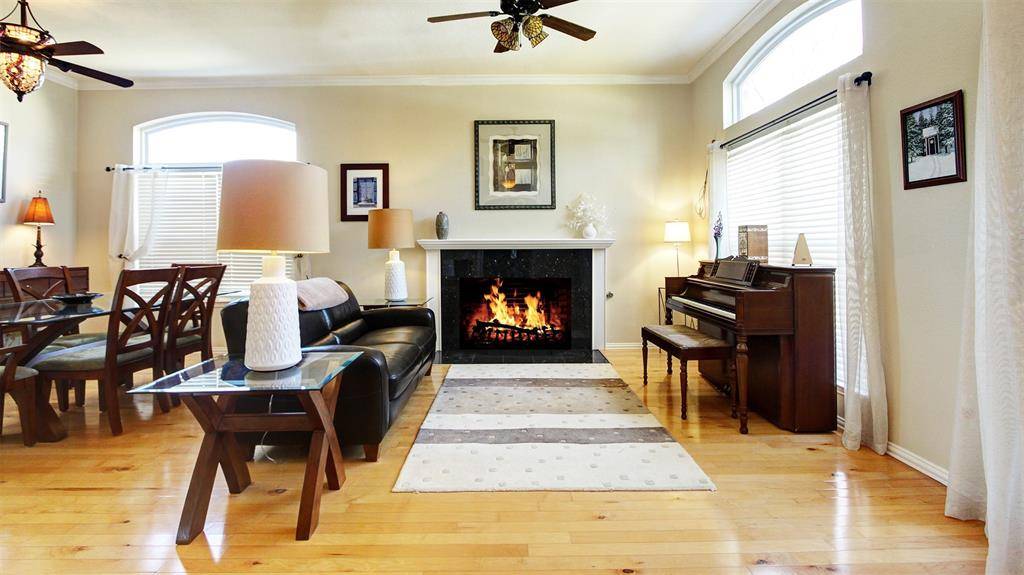 4144 Briarbend Road, Dallas, TX 75287