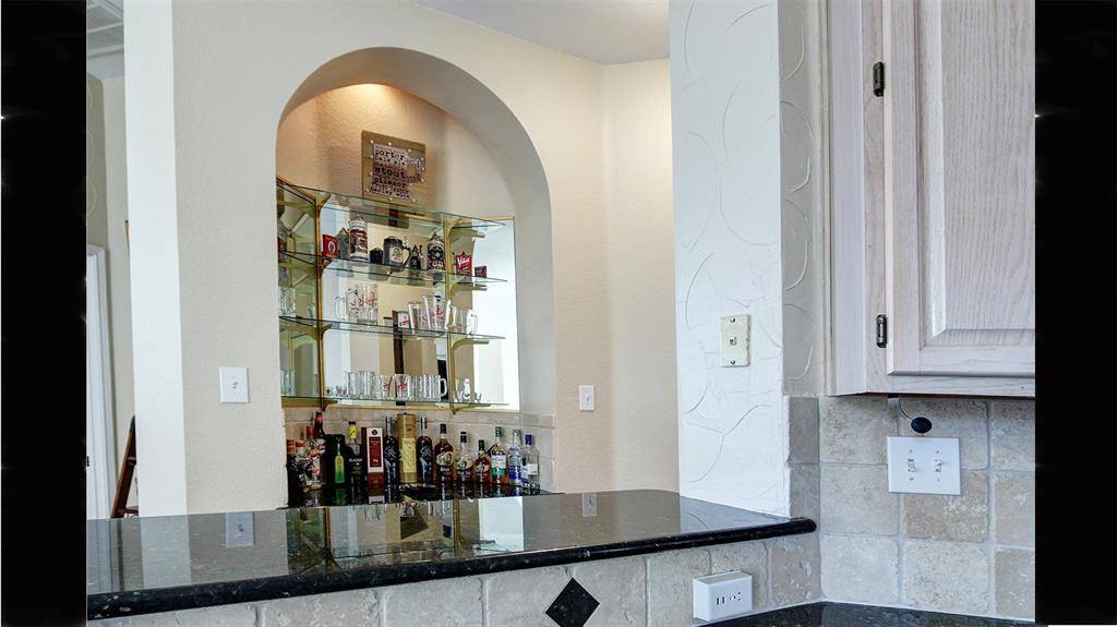 4144 Briarbend Road, Dallas, TX 75287