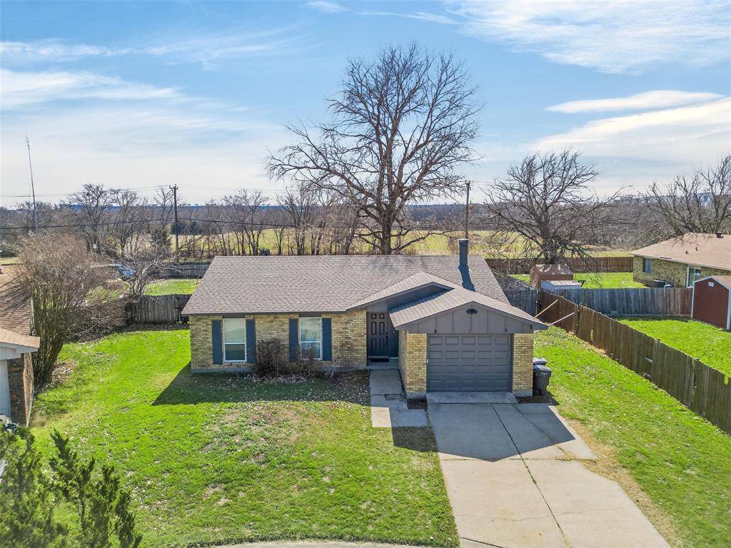 2308 Foxglen Court, Fort Worth, TX 76131