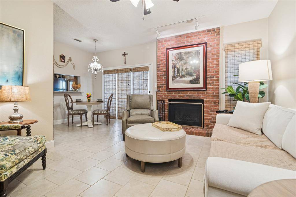 2106 Amesbury Drive #122, Arlington, TX 76011