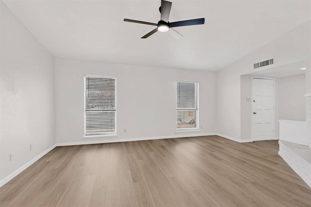 700 Via Barcelona, Mesquite, TX 75150