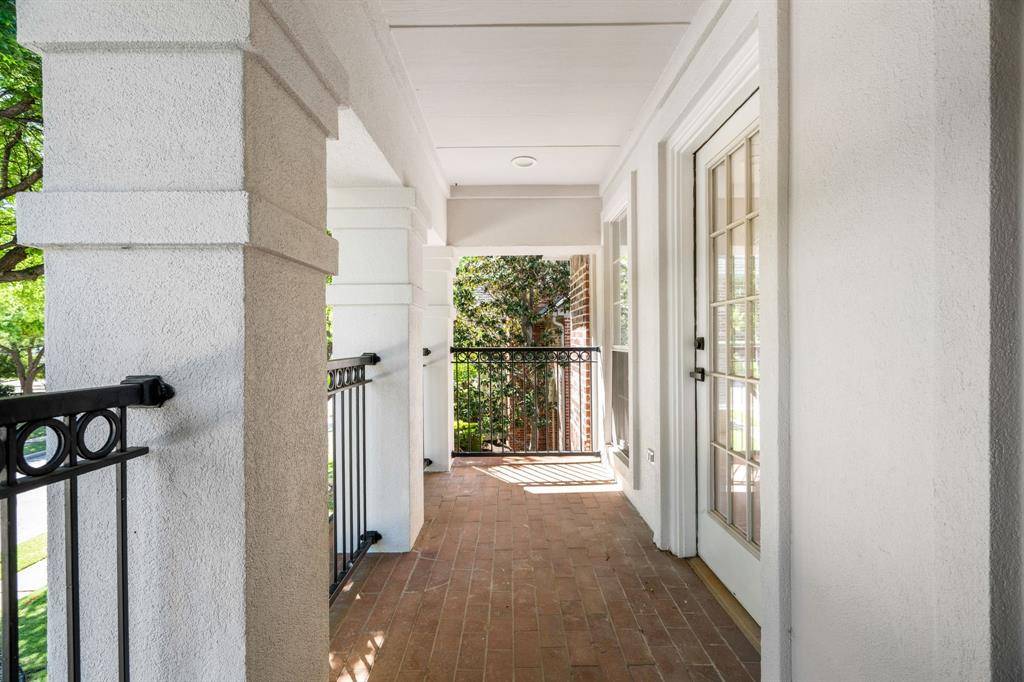 5915 Dripping Springs Drive, Frisco, TX 75034