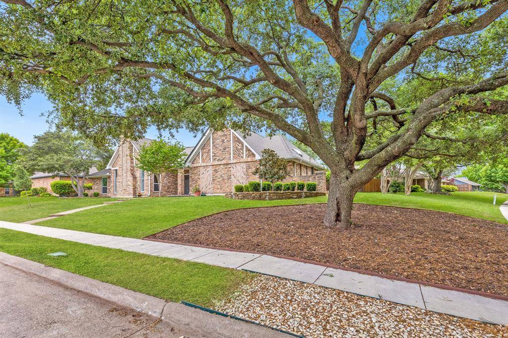 1017 Dartbrook Drive, Plano, TX 75075