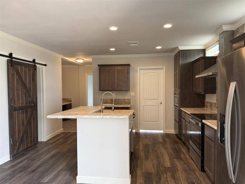 5945 County Road 1017, Joshua, TX 76058