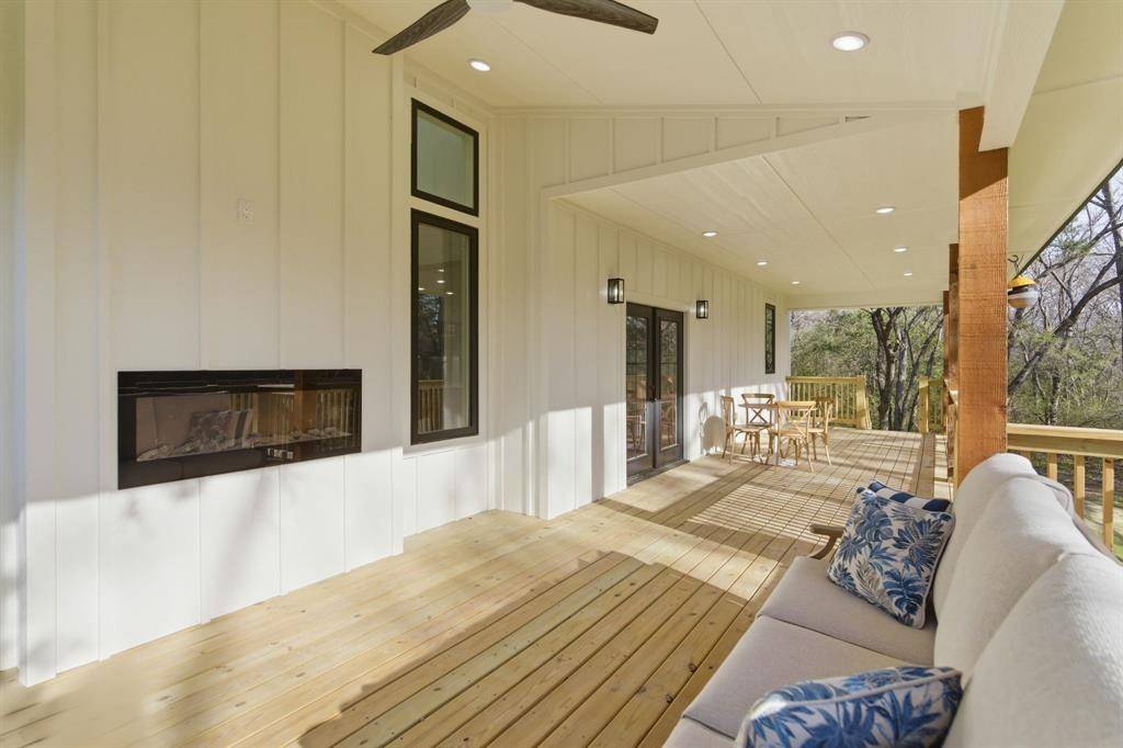 819 Dubois Street, Denison, TX 75020