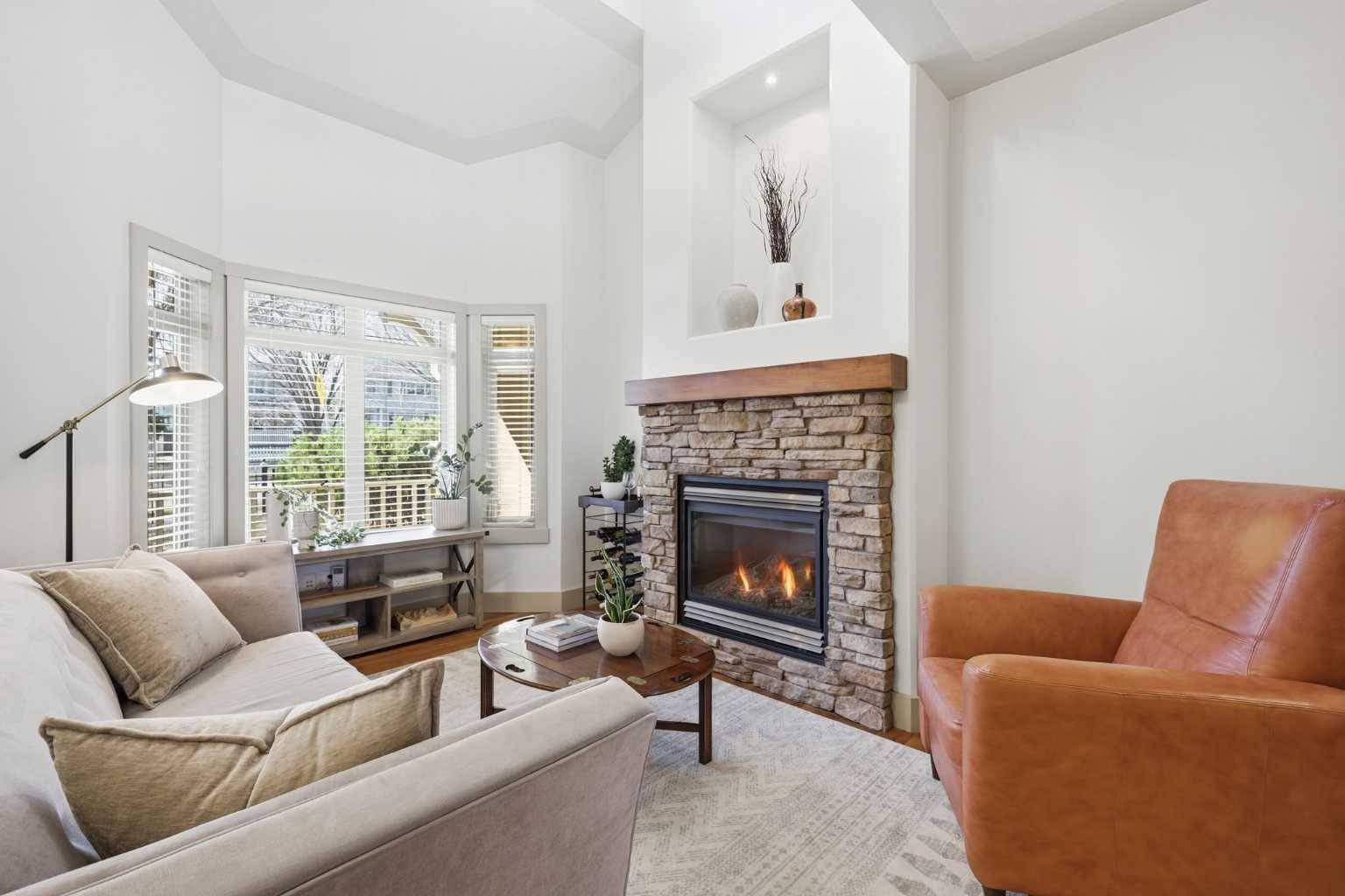 4014 Patricia LNDG SW, Calgary, AB T2T 6P4