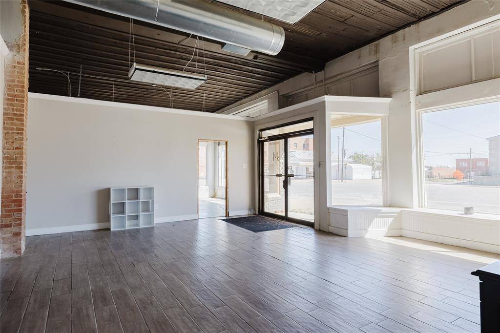 200 W 8th Street, Cisco, TX 76437