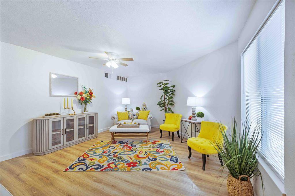 2310 Balsam Drive #B106, Arlington, TX 76006