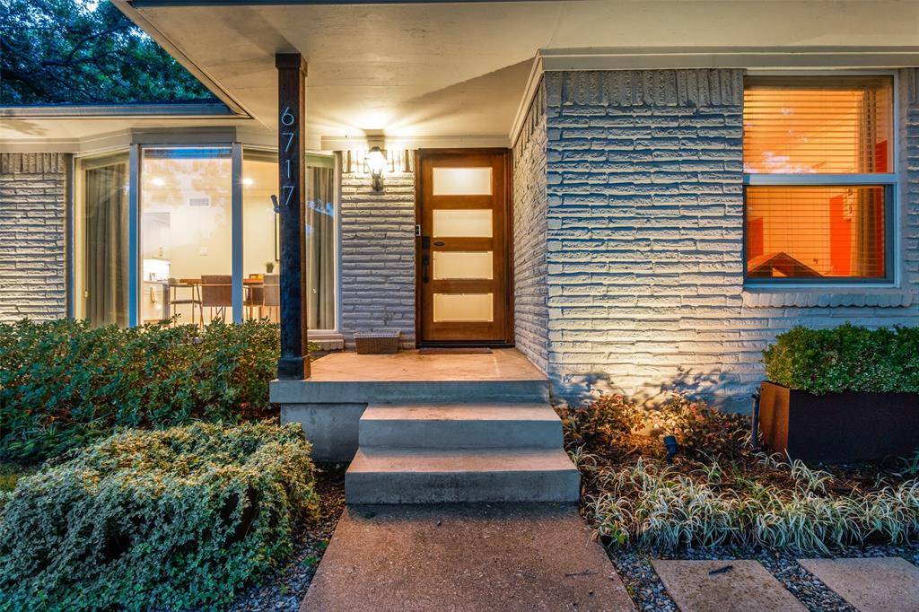 6717 Dalhart Lane, Dallas, TX 75214