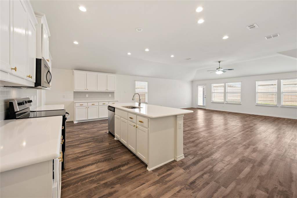 3204 Montego Bay Lane, Fort Worth, TX 76123