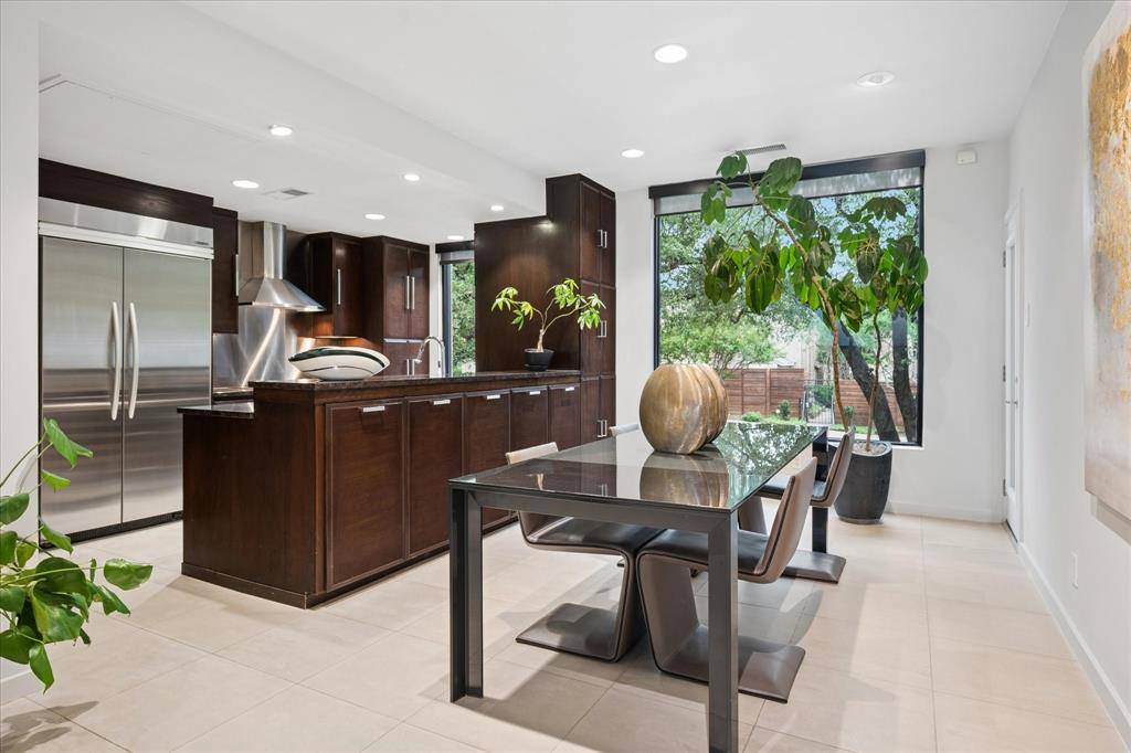 3210 Elizabeth Street, Dallas, TX 75204