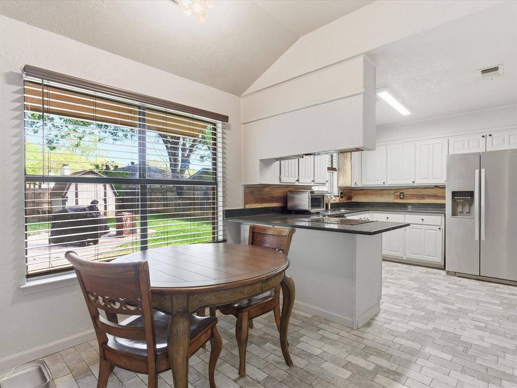 661 Clover Lane, Keller, TX 76248