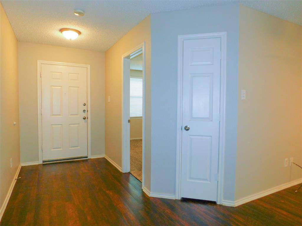 5901 Thoroughbred Trail, Denton, TX 76210